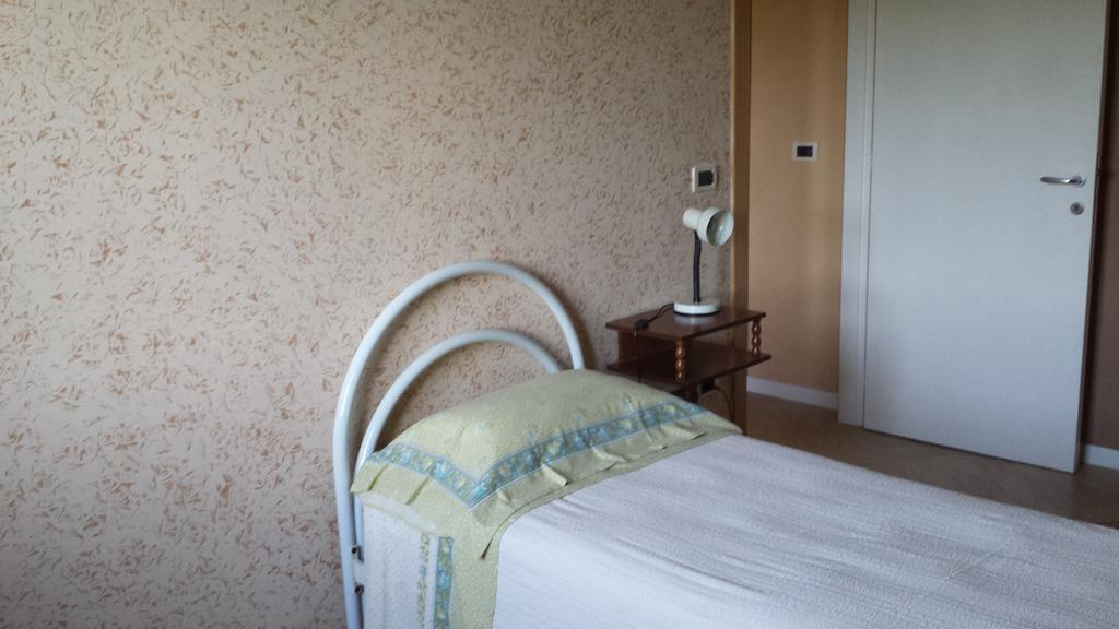 B&B Azzurra Πεσκάρα Εξωτερικό φωτογραφία